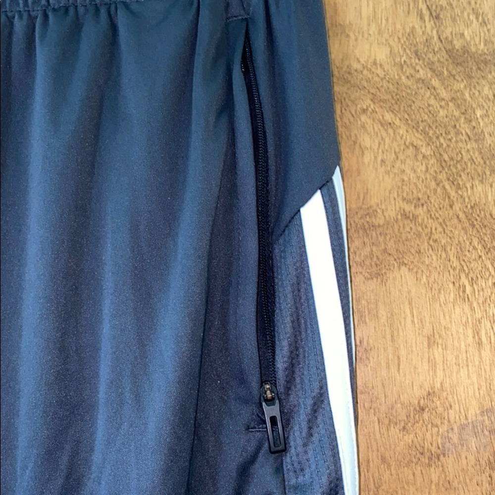 Adidas Grey Three Strip Logo Men Active Shorts - Picture 7 of 8